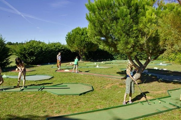 /campings/francia/aquitania/dordona-perigord/Le Carbonnier/camping-le-carbonnier-1483308452-xl.jpg